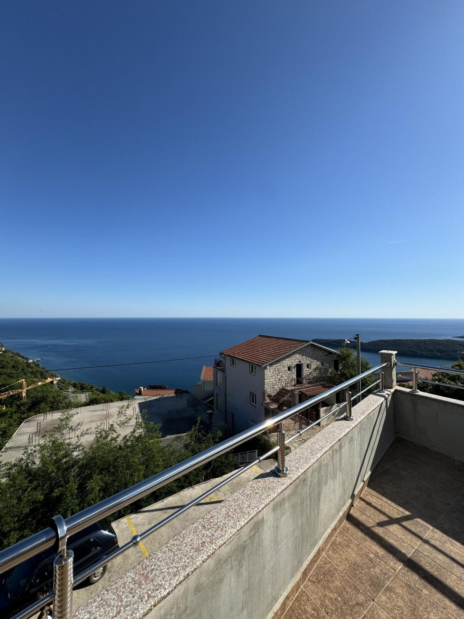 Villa Happy Family!!! Prijevor Exterior foto